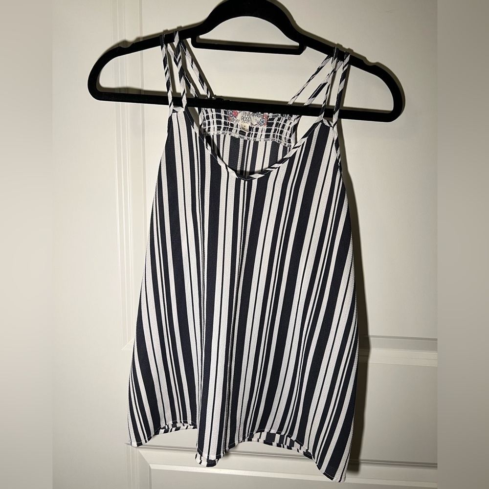 Navy and white horizontal tank
